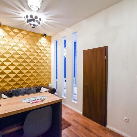 בודפשט Bluebel Luxory Apartment In The City Center מראה חיצוני תמונה